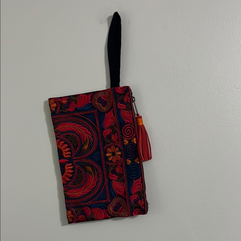 Scarlett Clutch from Trade of Hope- NWT